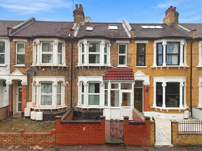 5 Bedroom Terraced House For Sale In Capworth Street, Leyton, E10