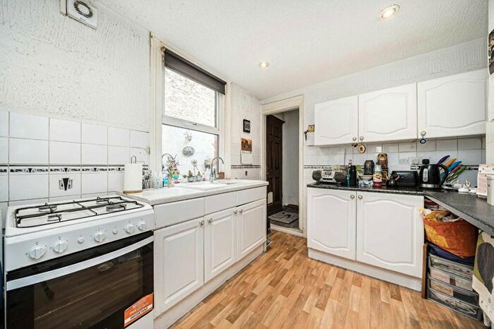 3 Bedroom Terraced House For Sale In Ulverscroft Road, East Dulwich, SE22