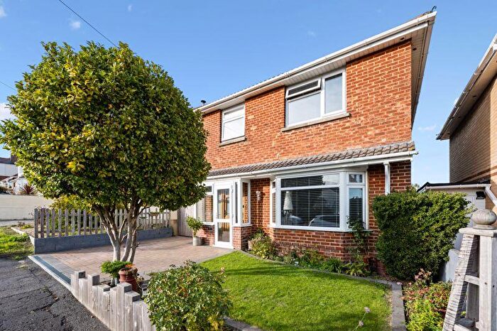 3 Bedroom Detached House For Sale In Eastlake Avenue, Parkstone, BH12