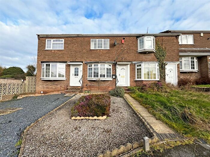 2 Bedroom Town House To Rent In Gleneagles Drive, Arnold, Nottingham, NG5