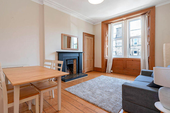 2 Bedroom Flat To Rent In L – Balcarres Street, Edinburgh, EH10