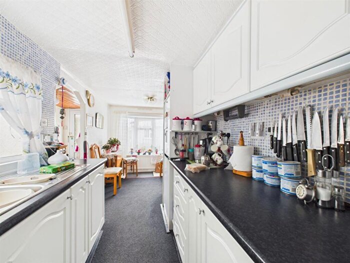 2 Bedroom Park Home For Sale In Seaholme Road, Mablethorpe, LN12