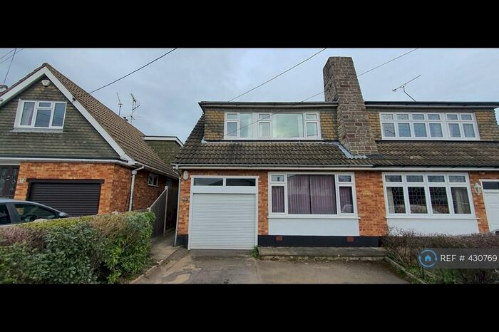 3 Bedroom Semi-Detached House To Rent In Nelson Road, Rayleigh, SS6