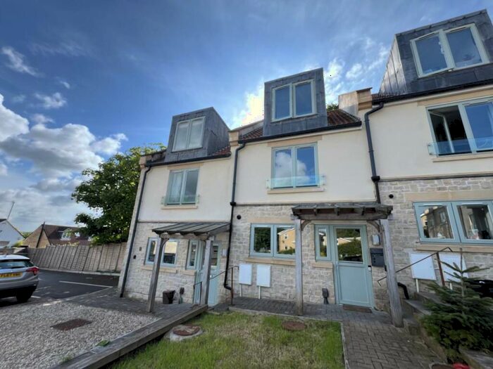 3 Bedroom Town House To Rent In Eastgate Court, Frome, Somerset, BA11