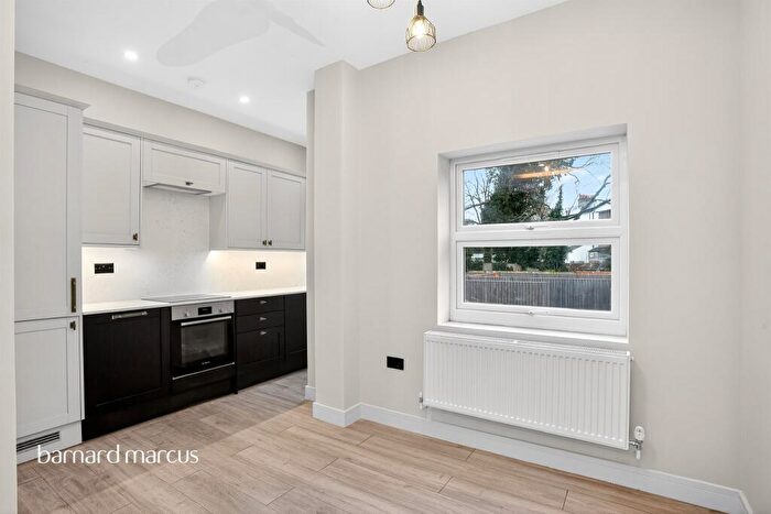 2 Bedroom Flat For Sale In Windmill Road, Croydon, CR0