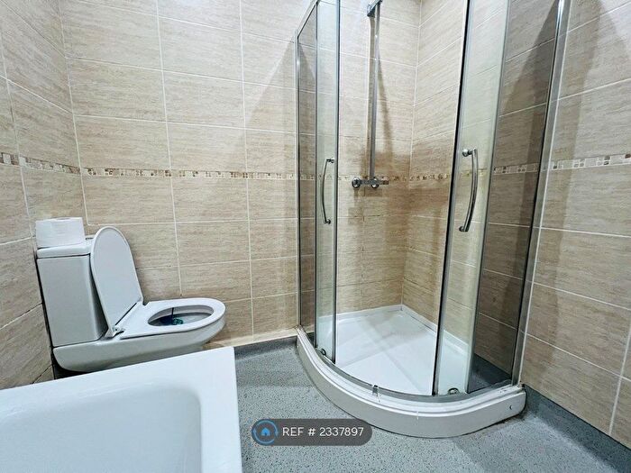 1 Bedroom Flat To Rent In Richardshaw Lane, Pudsey, LS28