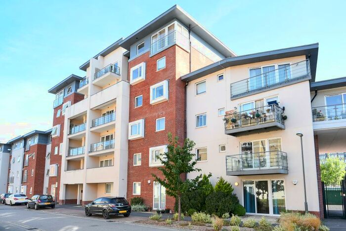 1 Bedroom Apartment To Rent In Coxhill Way, Aylesbury, HP21