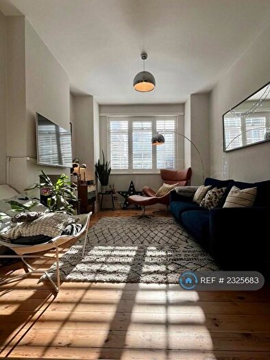 2 Bedroom End Of Terrace House To Rent In Shortlands Gardens, Bromley, BR2