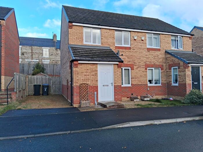 3 Bedroom Property To Rent In Scholars Court, Ushaw Moor, DH7