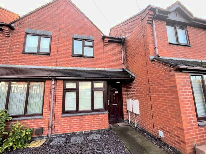 2 Bedroom Semi-Detached House To Rent In Cherry Tree Mews, Swadlincote, DE11