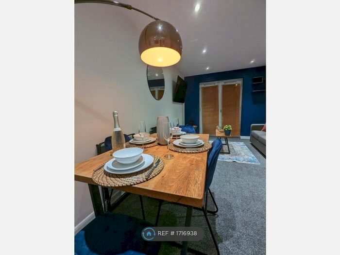 1 Bedroom Flat To Rent In Huddleston Close, London, E2