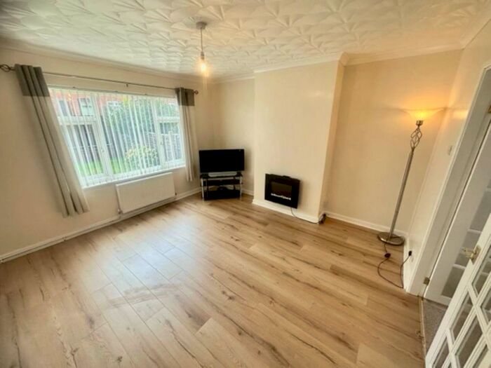 3 Bedroom Property To Rent In Churchfield Terrace, Cudworth, Barnsley, S72