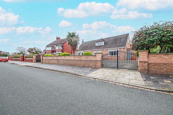 3 Bedroom Detached Bungalow For Sale In Westbourne Road, Southport, PR8