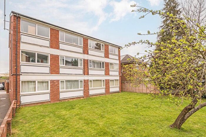 2 Bedroom Flat To Rent In Kingston Road, New Malden, KT3