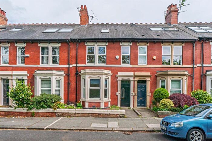 6 Bedroom Terraced House To Rent In Albury Road, Newcastle Upon Tyne, NE2