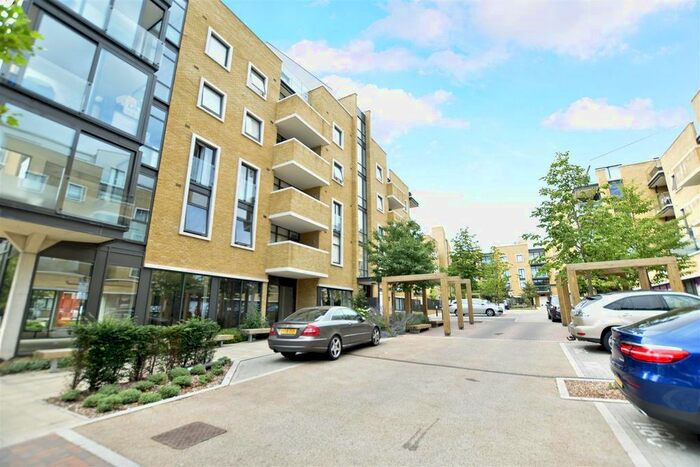1 Bedroom Flat To Rent In Frazer Nash Close, Isleworth, TW7