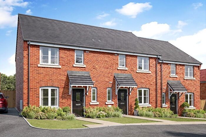 3 Bedroom Terraced House For Sale In Shobnall Road, Burton-On-Trent, DE14