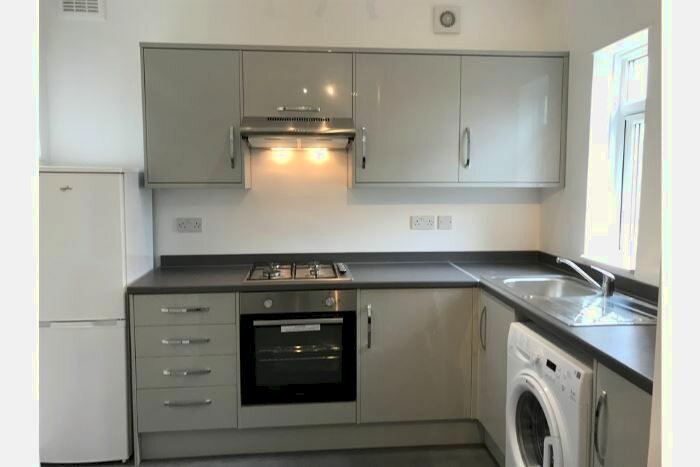 4 Bedroom Flat To Rent In Carnarvon Road, London, E15