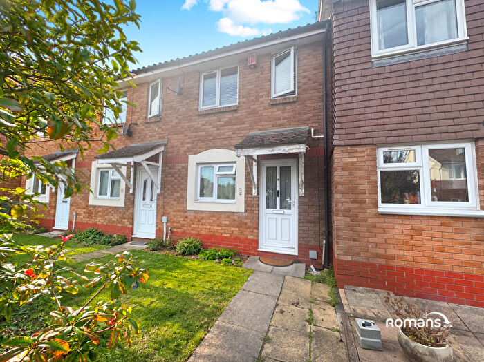 2 Bedroom Terraced House For Sale In Flaxfield Court, Basingstoke, RG21