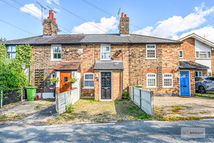 2 Bedroom Terraced House For Sale In Alexander Lane, Shenfield, CM15