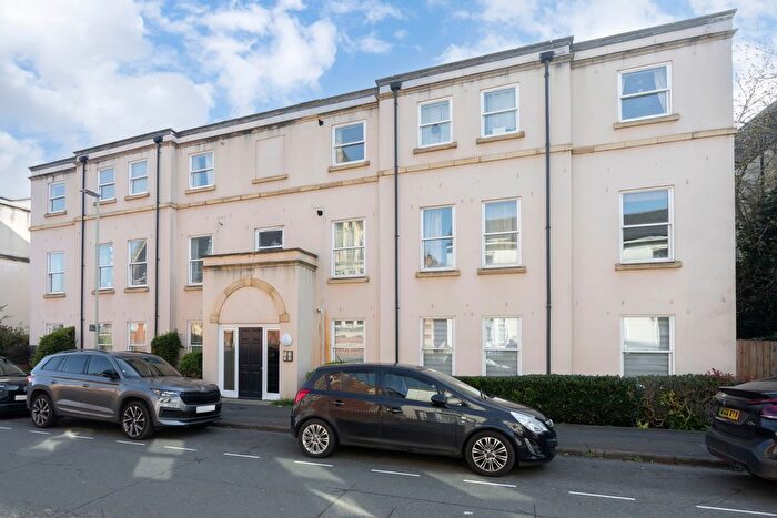 2 Bedroom Flat To Rent In Dunalley Street, Cheltenham, GL50