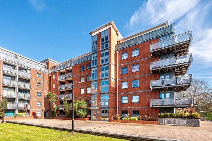2 Bedroom Flat For Sale In Bailey House, Woolwich, London, SE18