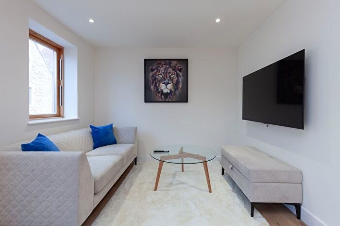 1 Bedroom Flat To Rent In St Thomas Street, Oxford, OX1