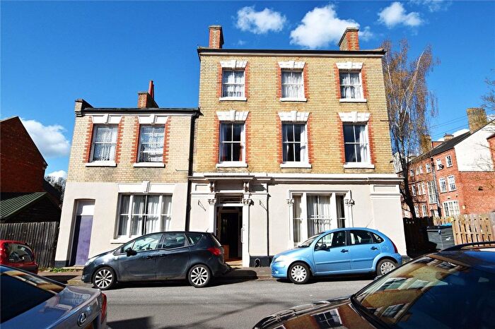 10 Bedroom Town House To Rent In Hester Street, Northampton, NN2