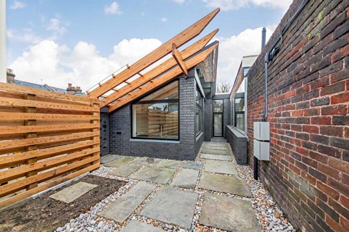 2 Bedroom Detached House To Rent In Springall Street, Peckham, SE15