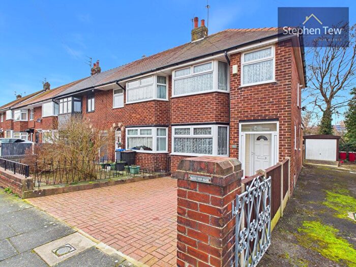 3 Bedroom End Of Terrace House For Sale In Raymond Avenue, Blackpool, FY2