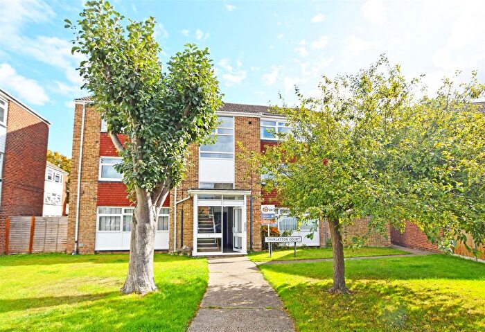1 Bedroom Flat For Sale In Mardale Close, Rainham, Gillingham, ME8