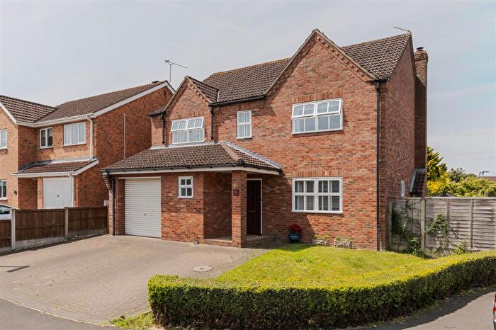 4 Bedroom Detached House For Sale In Kealholme Road, Messingham, Scunthorpe, DN17