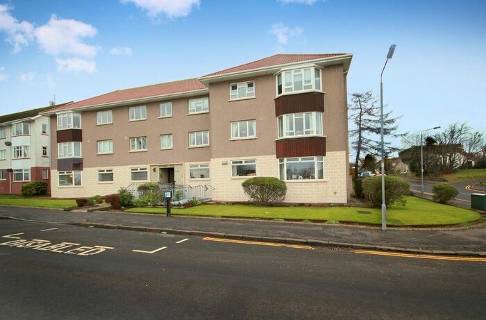 3 Bedroom Flat To Rent In Broomburn Drive, East Renfrewshire, G77