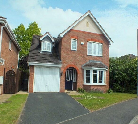 3 Bedroom Detached House To Rent In Appletrees Crescent, Bromsgrove, B61