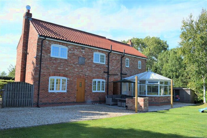 4 Bedroom Detached House For Sale In Owmby Lane, Market Rasen, LN7