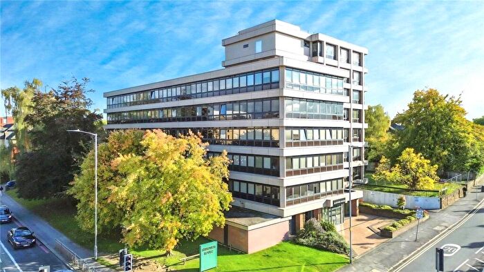 1 Bedroom Apartment For Sale In Kings Road, Reading, Berkshire, RG1