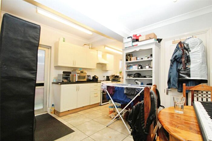 1 Bedroom Maisonette To Rent In Douglas Road, Hornchurch, RM11
