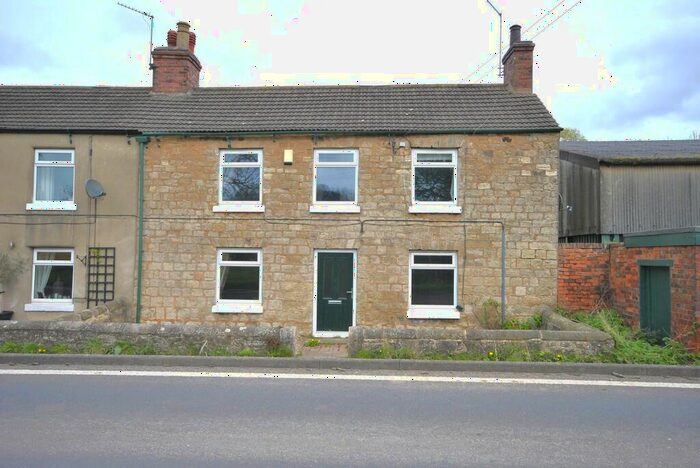 3 Bedroom Semi-Detached House To Rent In Wadworth Bar Cottages, Wadworth Bar, DN11