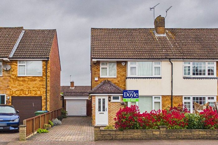 3 Bedroom Semi Detached House For Sale In Trebellan Drive, Hemel Hempstead, HP2