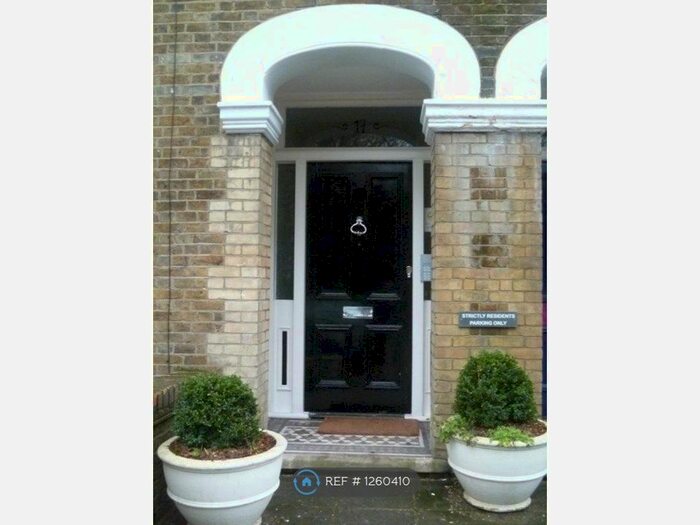 1 Bedroom Flat To Rent In Queens Road, Brentwood CM14