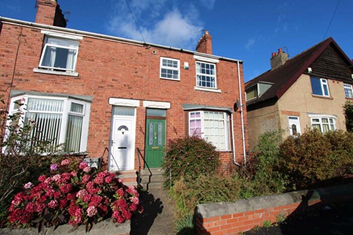 4 Bedroom Private Hall To Rent In Lowes Barn Bank, Nevilles Cross, DH1