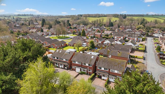 4 Bedroom Semi Detached House For Sale In Ferrers Road, Yoxall, Burton-on-trent, Staffordshire, DE13