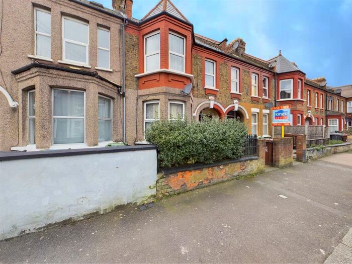 2 Bedroom Flat To Rent In Seymour Road, London, E10