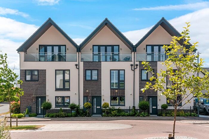 4 Bedroom Town House For Sale In Muntjac Drive, Stratford-Upon-Avon, Warwickshire, CV37