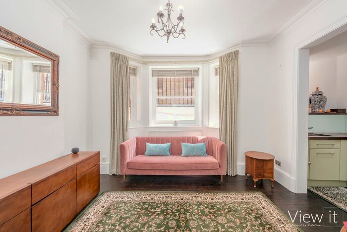 2 Bedroom Flat To Rent In Buckingham Gate, London, SW1E