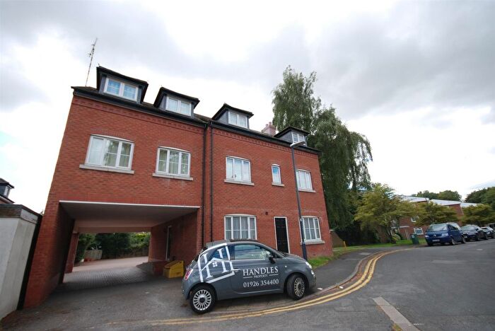 2 Bedroom Flat To Rent In Whites Row, Kenilworth, CV8