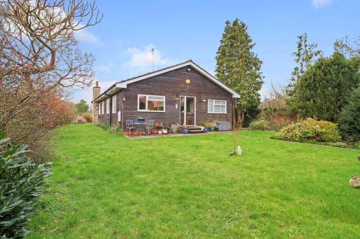 2 Bedroom Detached Bungalow For Sale In Park Lane, Bishopsbourne, CT4