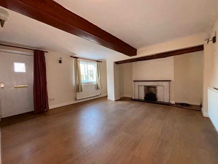 2 Bedroom Detached House To Rent In Main Street, Upton, NG23