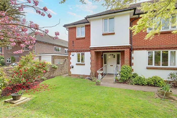 2 Bedroom Apartment For Sale In Mill House Gardens, Worthing, BN11