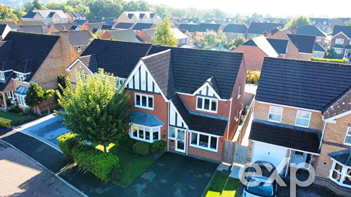 4 Bedroom Detached House For Sale In Cliveden Close, Allington, Maidstone, ME16